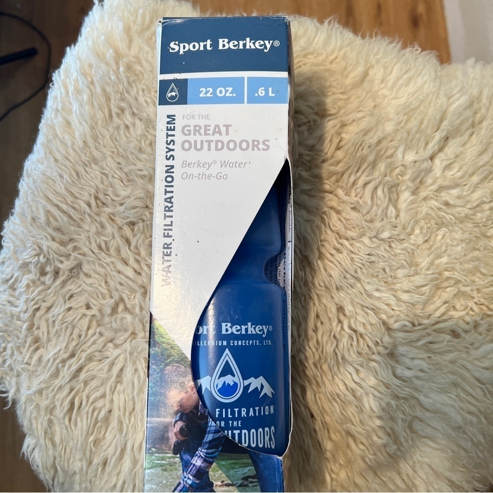BERKEY-SPORT BERKEY WATER FILTRATION SYSTEM. 22oz or .6 L. New-Never used